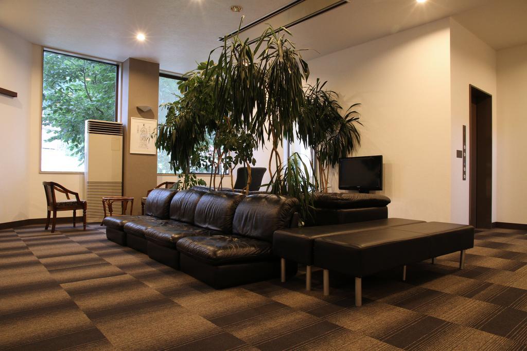 Hotel Elm Ishiuchi Minamiuonuma Екстер'єр фото