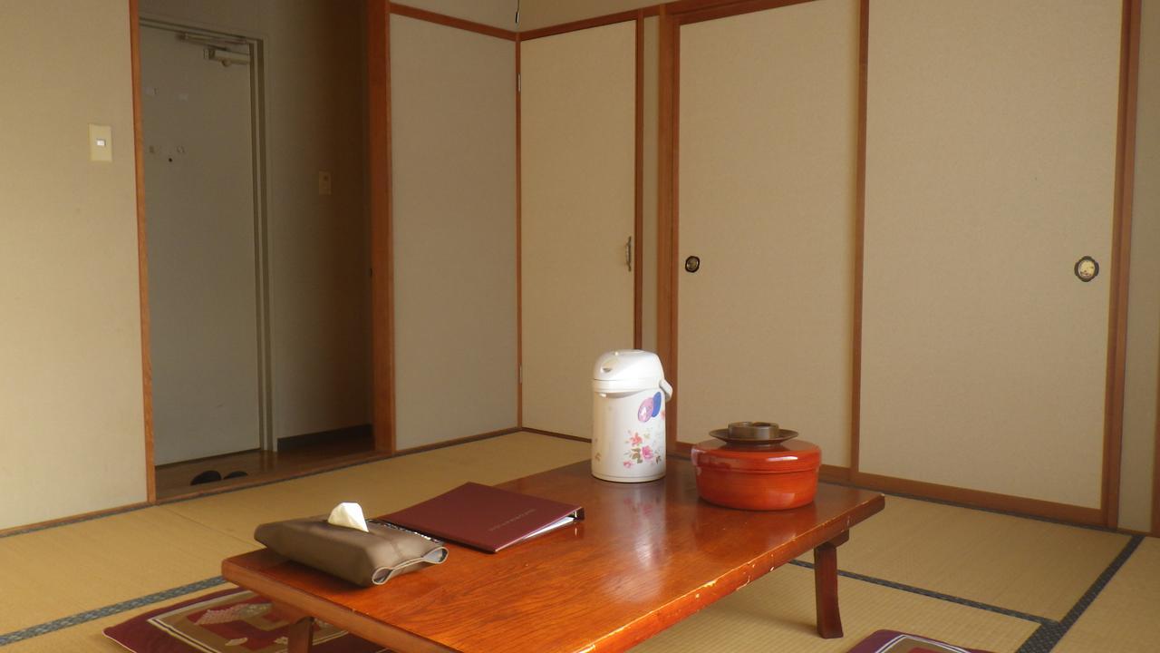 Hotel Elm Ishiuchi Minamiuonuma Екстер'єр фото