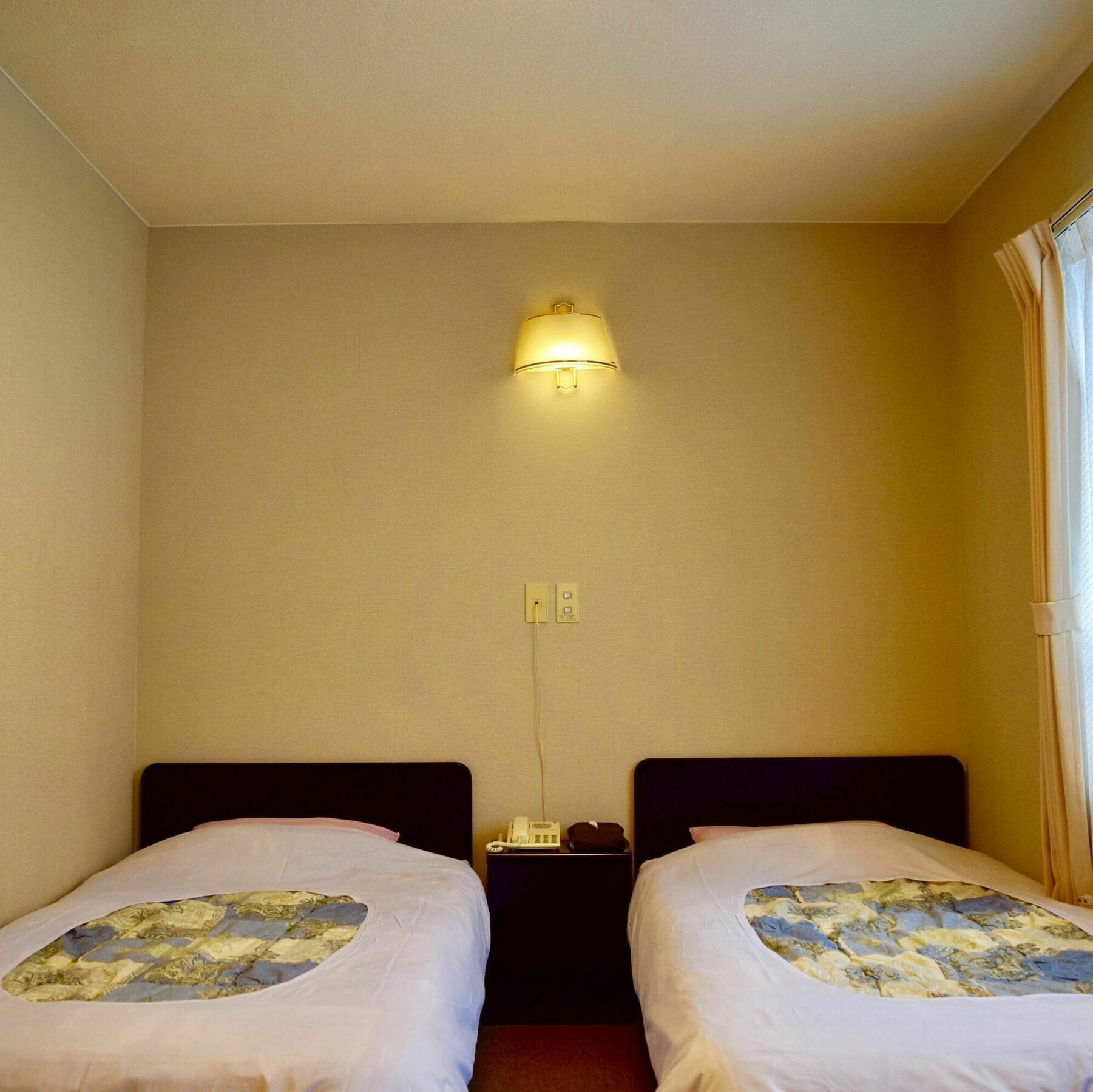 Hotel Elm Ishiuchi Minamiuonuma Екстер'єр фото
